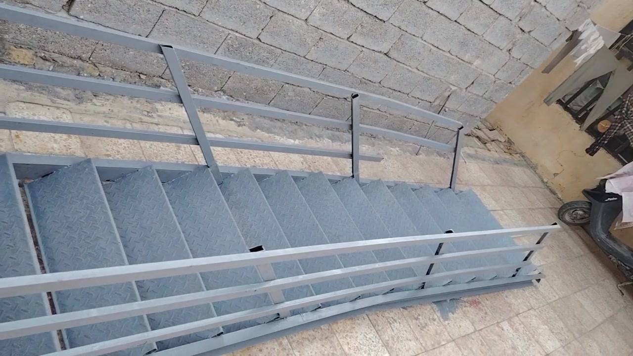 درج تفصال.  الطول 4 متر ونص العرض 90 14 بايه ثقيل.   السعر 300 وبي مجال العنوان كربلاء خلف جامعة فريحه تواصل اتصال اوواتساب ***********
