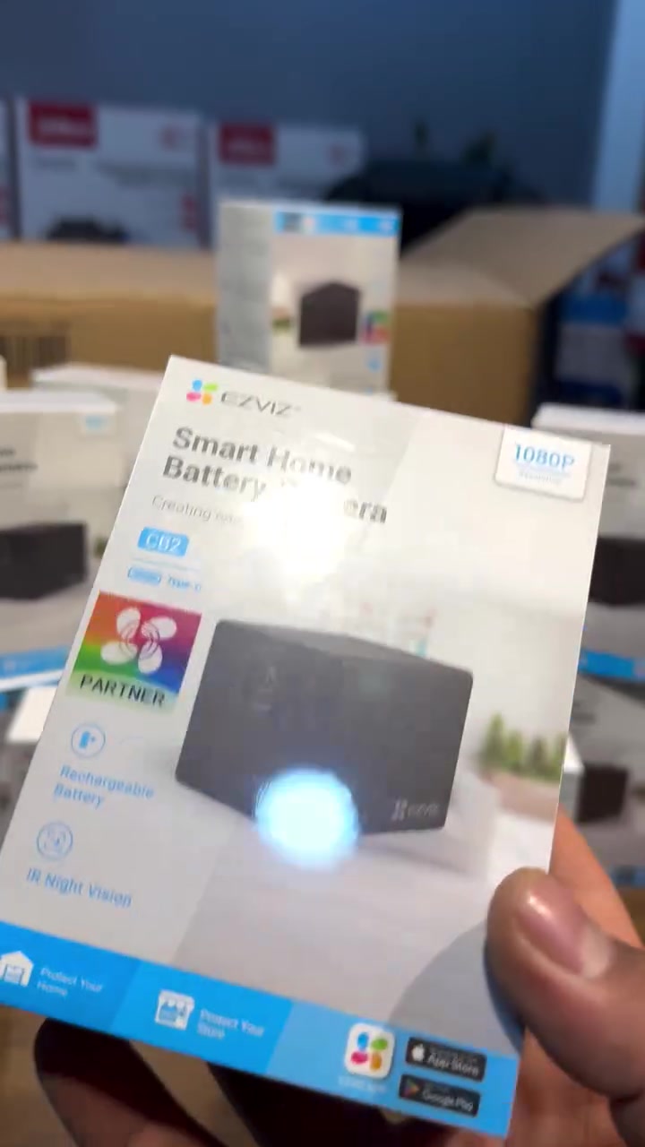 كامرة EZVIZ CB2 • بطارية قابلة للشحن • كشف حركة
