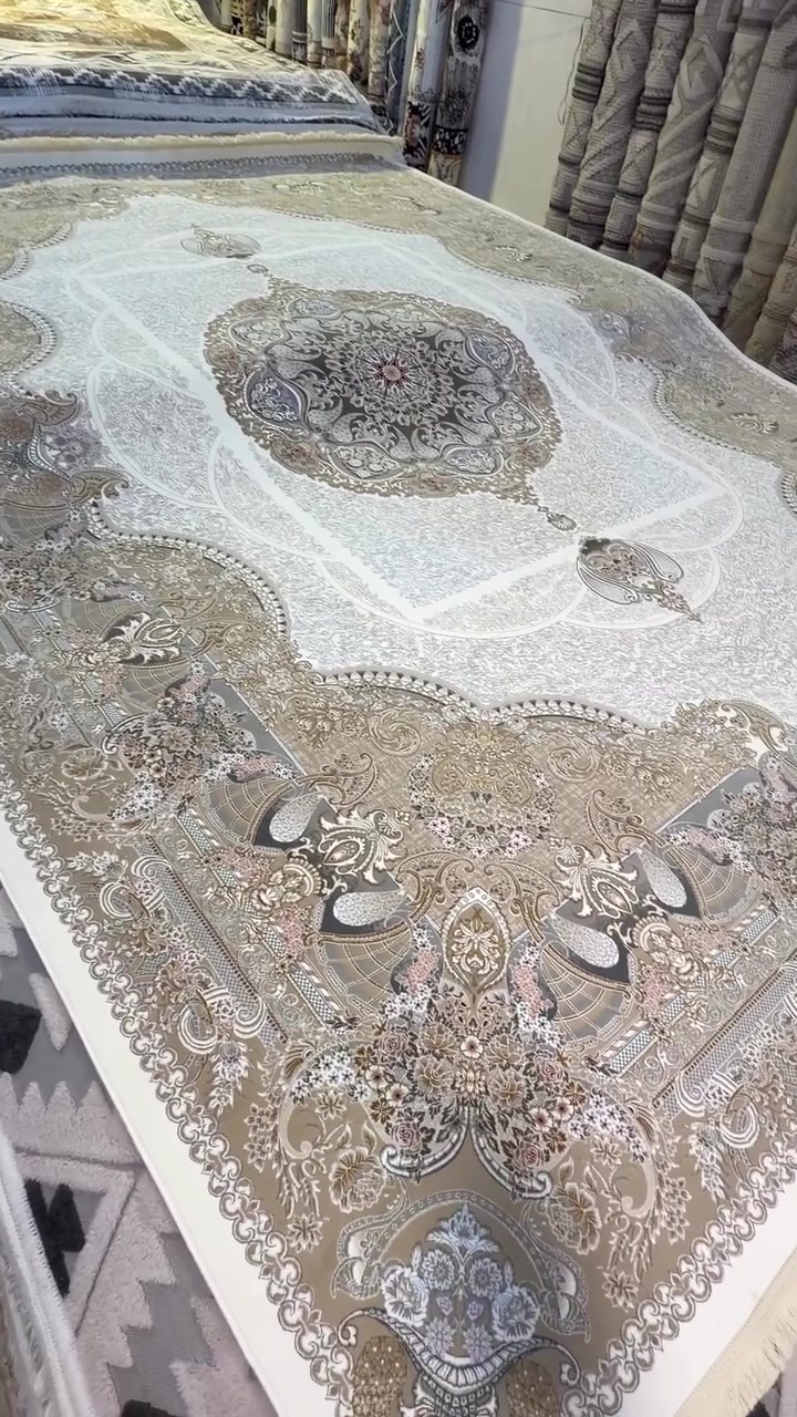 زوليه • كاشان ايراني • ٣×٤م