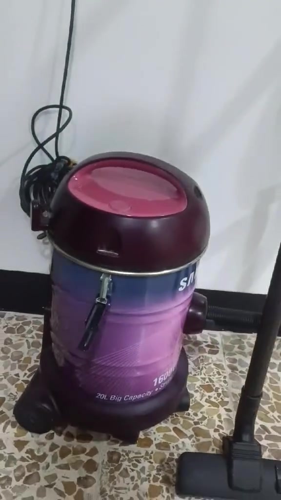 مكنسه كهربائيه • نظيفه • الموصل