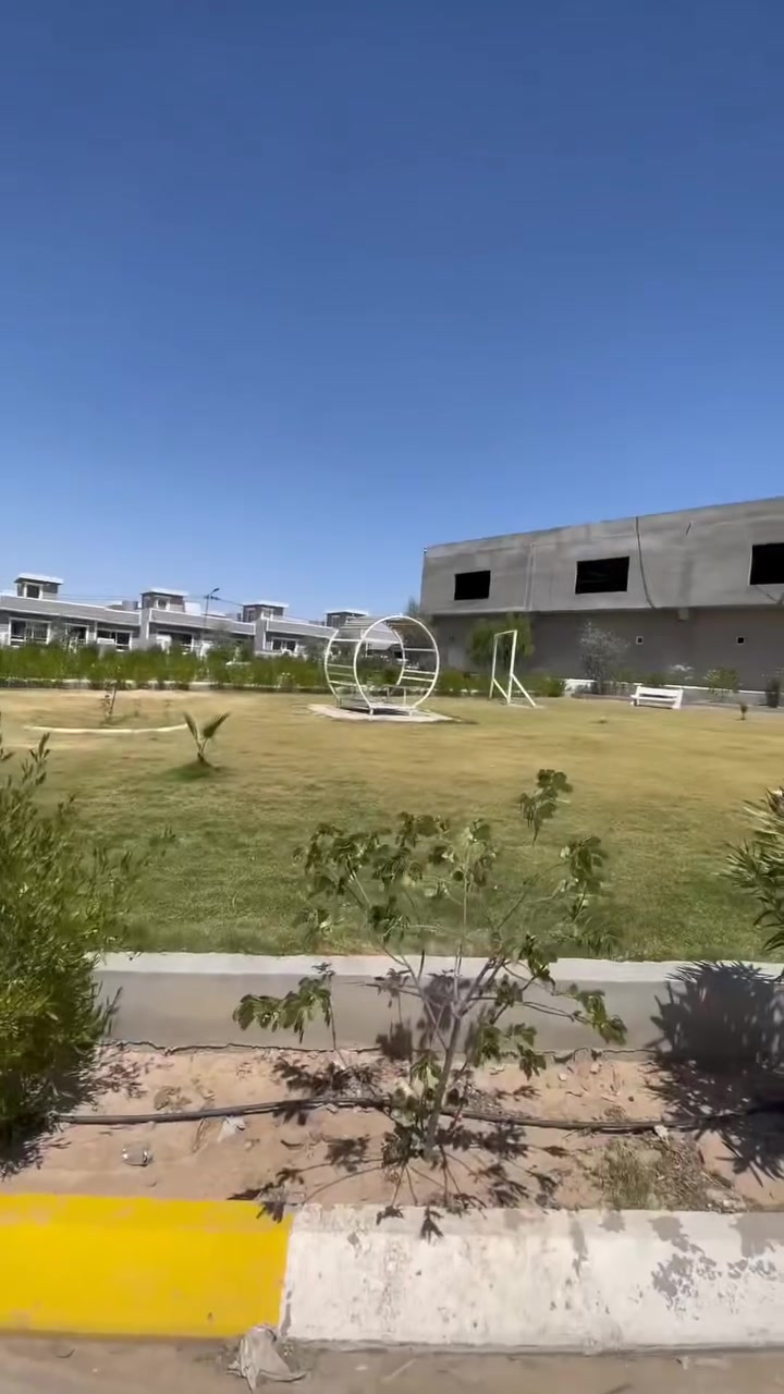 🏡 بيت للبيع – فرصة مميزة
📍 الموقع: جيمن – مجمع مرجان سيتي، مقابل دائرة المرور
📐 المساحة: 225 م²
📌 الصفة: ركن
🏠 الطابق: طابق واحد

🔹 تفاصيل العقار: • غرف نوم عدد 2 🛏️
• صحيات عدد 2 🚿
• مطبخ 🍳
• كراج 🚗
• ماء وكهرباء متوفرة 💡
• جميع الخدمات العامة متوفرة
• السند: طابو ملك صرف 📄

💰 السعر: خاص

📞 للاستفسار والتواصل:
***********
📩 مراسلة الرقم للاستفسار عن السعر والتفاصيل

✨ موقع مميز وبيت ركن، مناسب للسكن والاستثمار.
