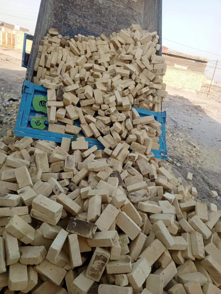سلام عليكم ورحمه الله وبركاته طابوك الإصلاح طابوكه نظيفه شرط غالب ولون وركن وقوه وعدد سعر حسب المكان يوجد بلوك كهربائي درجه اولى شرط غالب والقوه يوجد كسر تربيع نضيف  تواصل خاص واساب نتصال ‏‪***********‬‏ إنه خادم
