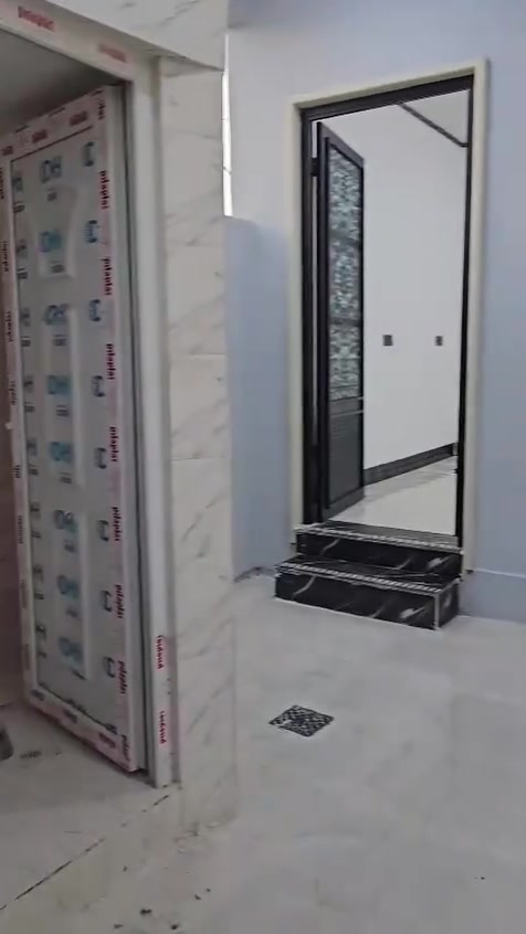 السلام عليكم بيت للبيع في الرشيديه قطاع السادس قرب مدرسة تبراك البيت طابقين البيت فول مساحة 100 متر سعر 75وبي مجال هذا رقم الهاتف او بي وتساب كورك ***********///***********
