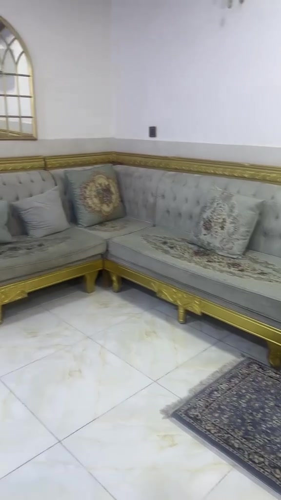 السلام عليكم ديوان كويتي للبيع ب ٧٥٠ الف مكانه الكاظمية  ***********
