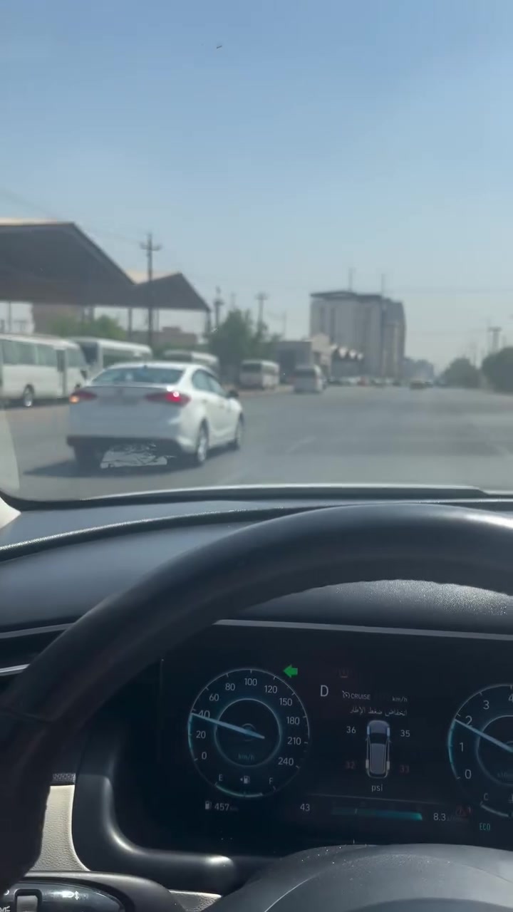 مشتملات اثين للبيع حي العباس
قرب التانكي مساحه 60 متر بناء حديث   ***********
