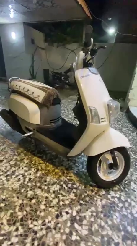 سلام عليكم بوليس للبيع مديل 2008 مكينه حلوه اوناعمه كلش شلعه معدال فوالل الدرجه حلوه ابلاديه. كفرات تجاري دواخل املح كهربائيات شغاله ابريكات شغااله زوج تايرات جديد قفل اكسن شغال قفل سكان شغال  نقصه فقد عداد مال كيلو متر درجه مفتوحه امبدل بيه بستم  السعر 600اوبيه مجال للشراي  مكاني كربلاء الحسينيه العطيشي للستفسار على الرقم ***********
