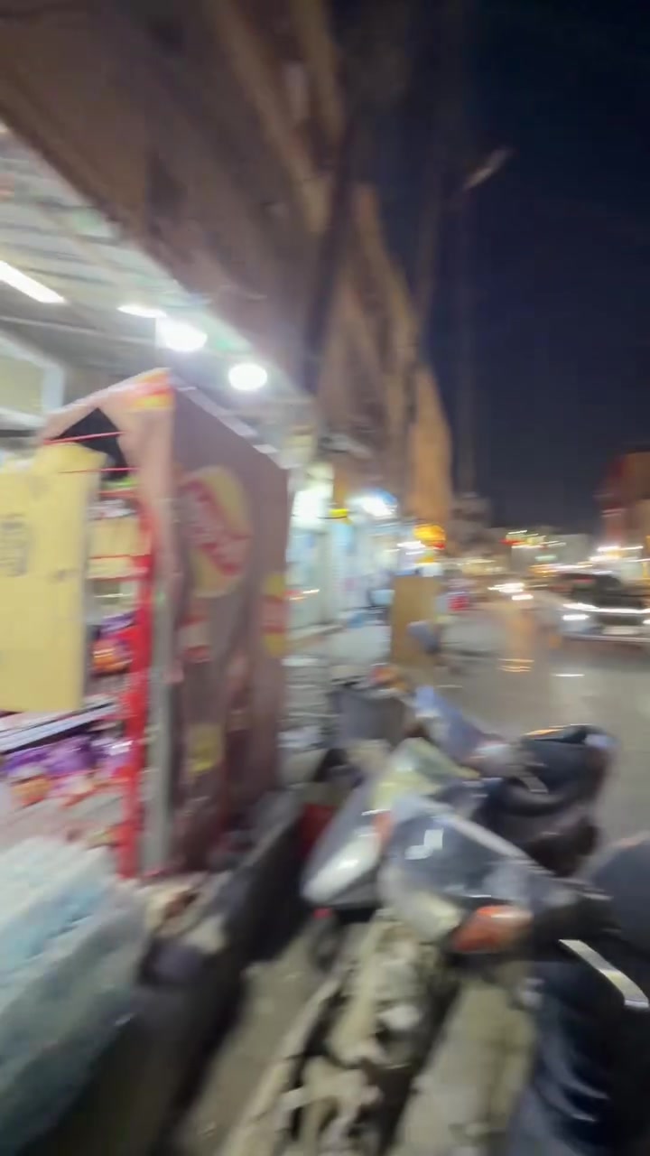 السلام عليكم اسواق للبيع مقابيل مطعم نسيم دجله التواصل على هاذه الرقم
***********
