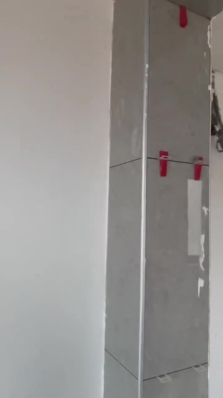 سلامن عليكم محتاجين خلفات سيراميك بورسلين اشغل اردي جيداري كلو ماده لاصق للتواصل واتس ***********
