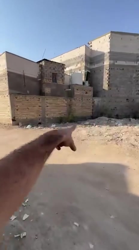 قطعه ارض للبيع في البصره مناوي لجم مساحتها 200 للاستفسار
***********
