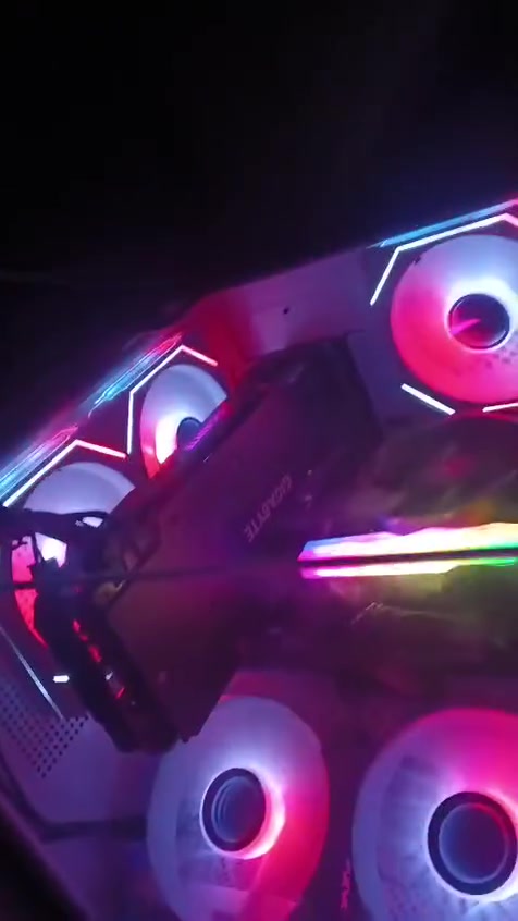 ​💻 مواصفات التجميعة
المعالج (CPU): AMD Ryzen 5 5500

​كرت الشاشة (GPU): Gigabyte GeForce RTX 2060 Super 8GB (نسخة 3 مراوح - 3 Fans)

​اللوحة الأم (Motherboard): Gigabyte B450M

​الذاكرة العشوائية (RAM): 16GB (2x8GB) RGB

​التخزين السريع (SSD): 256GB SATA

​التخزين الإضافي (HDD): 500GB

​مزود الطاقة (Power Supply): 700W

​الهدايا (Gift): ماوس احترافي من Razer

​💰 السعر الكلي: 740,000 دينار

📞 للتواصل والاستفسار: ***********

