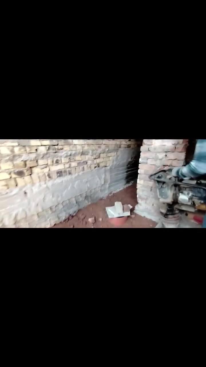 عملنا اليوم ترميم بيت مساحه ٢٠٠ متر وتدخيل سبيس موقع العمل حي الضباط 
يوجد كادر خباطه صب ارضيات حدل وتدخيل سبيس تفليش قلع كاشي كرسته وعمل حسب الاتفاق ***********

#المقاول_حسن_الشمري
