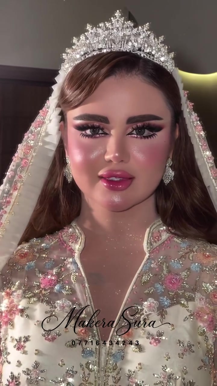 من أعمال الماكيرا سرى 💎💎💎
📍بغداد حي الجامعة شارع ٦٦ مقابل مجمع البيلسان الطبي 
***********:📞
***********

نص مكتوب في الصور:
- Makera Sura ***********