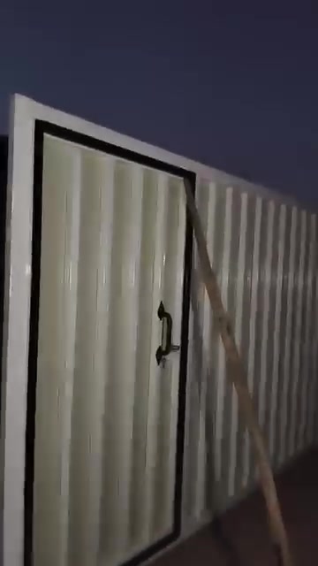 المكان نجف 
***********
