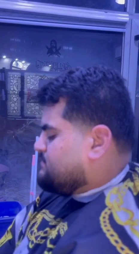 حلاق متنقل داخل البصره ابي الخصيب 
الطفل 5,000
الشاب 10,000
كبار السن 7,000
السلام عليكم، بأي منطقة بالضبط داخل أبي الخصيب أو البصرة توصلون؟ حتى نوضح مكان الخدمة للزبائن.: 
جميع مناطق ابي الخصيب 
شنو أوقات الدوام المتوفرة عندك؟ وكل الأيام متاح لو بس بأيام/ساعات محددة؟: 
جميع ايام الاسبوع 
من الساعه 10 صباحاً الى الساعه 11 مساءً
غير الحلاقة العادية، تسوي تدرجات، حلاقة أطفال، لحى، أو قصات عصرية همين؟: 
نعم
شلون يگدر الزبون يحجز وياك: اتصال لو واتساب؟ وإذا أكو رقم موبايل اذكره حتى يسهل التواصل.: 
الحجز واتساب ***********
الأسعار المكتوبة تشمل الوصول للمكان لو تختلف حسب بُعد المنطقة؟: 
الاسعار ثابته كما هيَ 