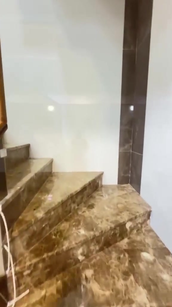 دار للبيع • طابقين • كوفة ١٧ تموز