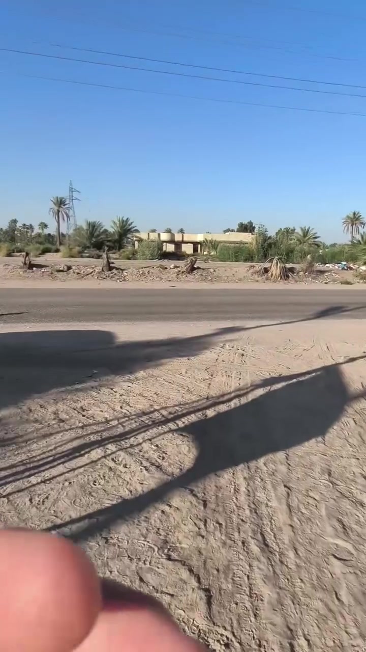 قطعه طابو زراعي موقع تجاري سند 25 تحويل أسهم مساحتها ٣٠٠ متر مكانها طويريج منطقة الكوي مقابل بيت القائم مقام السعر خاص ***********
