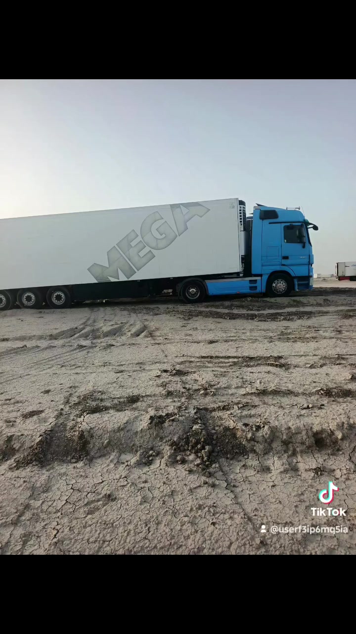 السلام عليكم سياره كتروز ٢٠٠٧ تخم تاير كهربائية مكينه كير علا الفحص بسم عربي تحويل شرط ويل كب رأس وعربانه جهاز ٣٠٠ شرط التنزيل أبو الدكمه سمك ٧ سياره جهازه كبل الشقل *********** مكاني بصره سفوان
