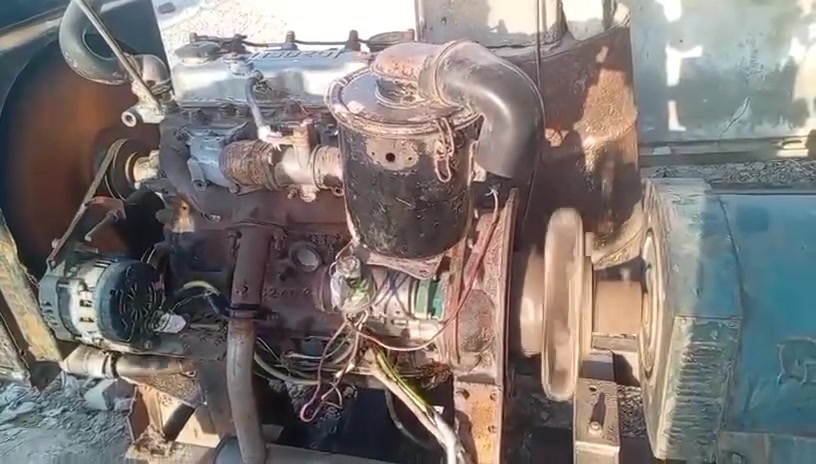 #للبيع مولدة نوع ISUZU
4 سلندر _30 كي ڤي _ 120أمبير _ياباني الصنع _اقتصادية بصرف الگاز_(السعر 11ورقه) وبيهه مجال بسيط

العنوان/بابل _الحمزة الغربي ***********
