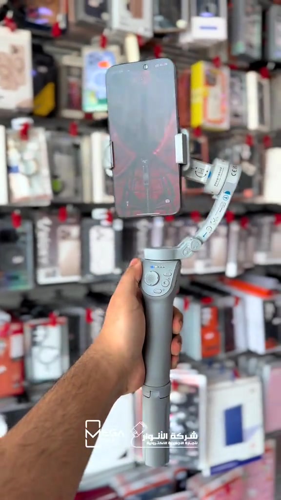 Proove Axis Gimbal Stabilize • تثبيت ثلاثي المحاور (3-Axis Gimbal) لتقليل الاهتزاز أثناء التصوير.  • سعة البطارية: 3600mAh.  • مدة التشغيل: حتى 8 ساعات.  • وقت الشحن: حوالي 3 ساعات عبر USB-C.  • يدعم تتبع الحركة الذكي (Motion Tracking).  • مزود بـ إضاءة LED مدمجة للتصوير الليلي.  • زاوية الدوران: 320° / 330° / 330°.  • يدعم الاتصال عبر Bluetooth 5.0 والتحكم من خلال التطبيق.  • متوافق مع هواتف بعرض 55 إلى 90 ملم.  • أقصى حمولة: 280 غرام.  • الأبعاد: 163 × 119 × 50 ملم.  • الوزن: 389 غرام.  • المادة المصنعة: PA66 المتينة المقاومة للصدمات. دخلوا على الستوري حتى تشوفون العروض الرهيبة المتوفرة🚀🔥‼️ الفرع الأول”شركة الانوار”: البصرة-المعقل-مقابل مستشفى الموانئ للتواصل مع مبيعات شركة الانوار:*********** للتواصل مع قسم الاكسسوارت: *********** للتواصل مع قسم الصيانة :*********** عنوان الفرع الثاني “ميگاتك” : البصرة-مدينة الأمل السكنية-الزون السادس للتواصل مع مبيعات ميگاتك:*********** للتواصل مع قسم الصيانة: *********** #تصوير #gimbal #proove #ادوات_التصوير 
