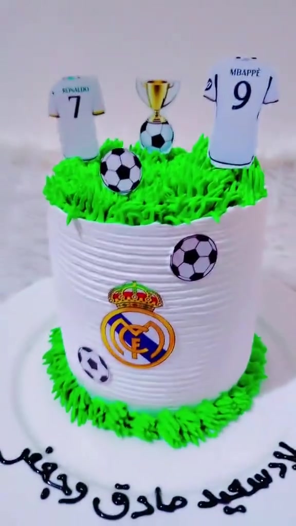 كيك قمر 🎂  
كيك أعياد ومناسبات 💖  
تصاميم حسب الطلب ✨  
📍 بسماية  ناحية الوحده 
📞 ***********
