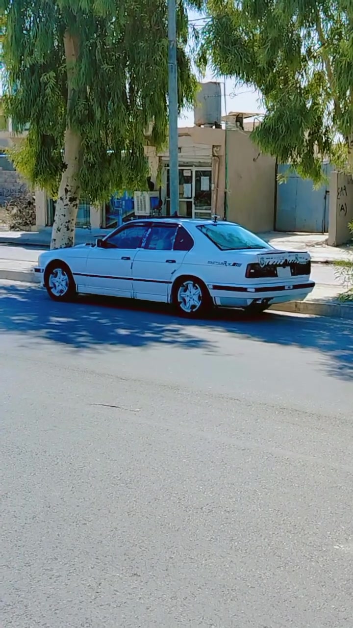 BMW525 كير عادي محرك كبس موديل  1992 سنويه   9 رقم انكليزي الجديد كوبون بيها.. ترهم نقد وقسط   مقدمه  بسمي سنويه رقم نينوى
*********** ..*********** سياره موصل ايمن رقم جديد مسطره بسمي
