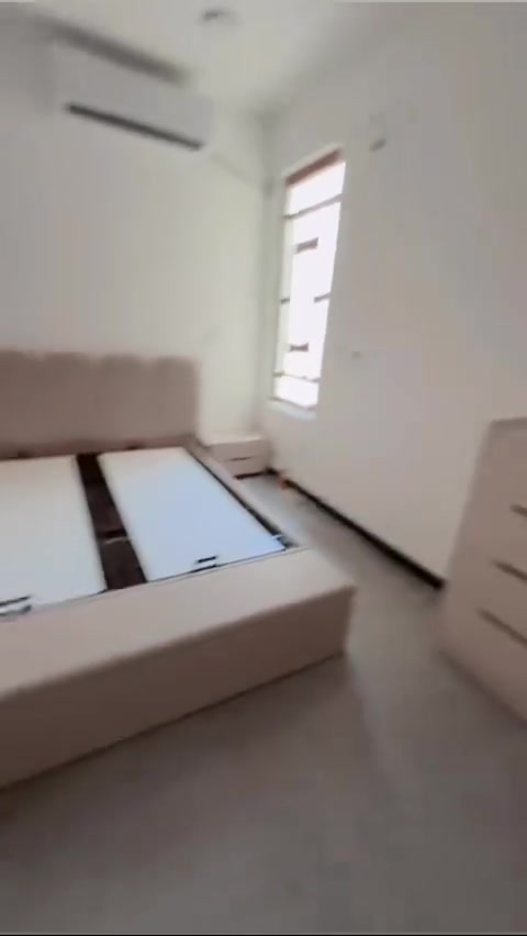 السلام عليكم. / غرفه تركي (كميليا) 
استخدام 3 اشهر للبيع 
سعره2,400 وبيه مجال 
جديده كلشش
***********
ناصريه المركز
