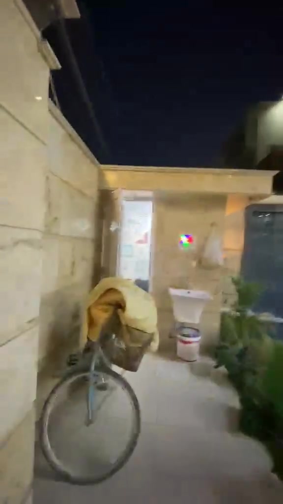 سلام عليكم
بيت للبيع زراعي سند 25 مساحه البيت 217 متر يتكون من أربع غرف نوم اثنين جوا و اثنين فوك مع حمام البيت كامل مكمل كل نقص مابي العنوان الشرطه الخامسه الدوانم عرض الشارع 15 متر متوفر خدمات ماء و كهرباء كلشي شارع هادئ الاستفسار اتصال على رقم***********
