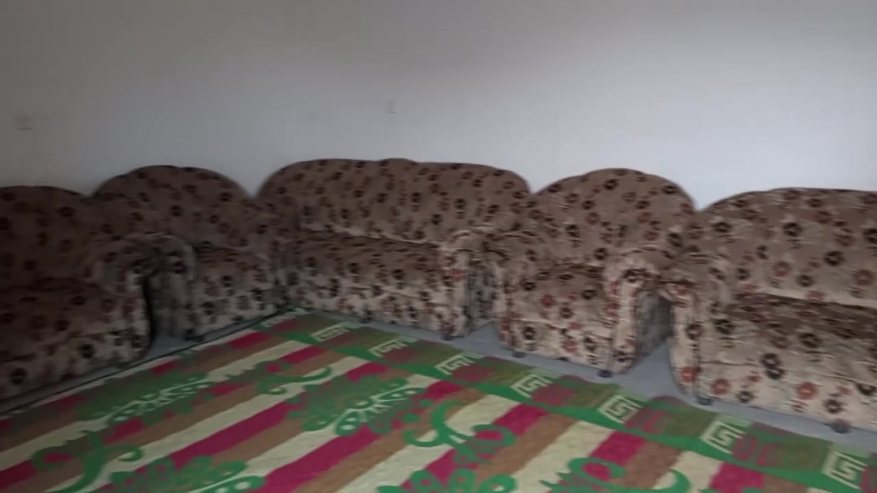 تخم • ١٢ مقعد • جسر ديالى
