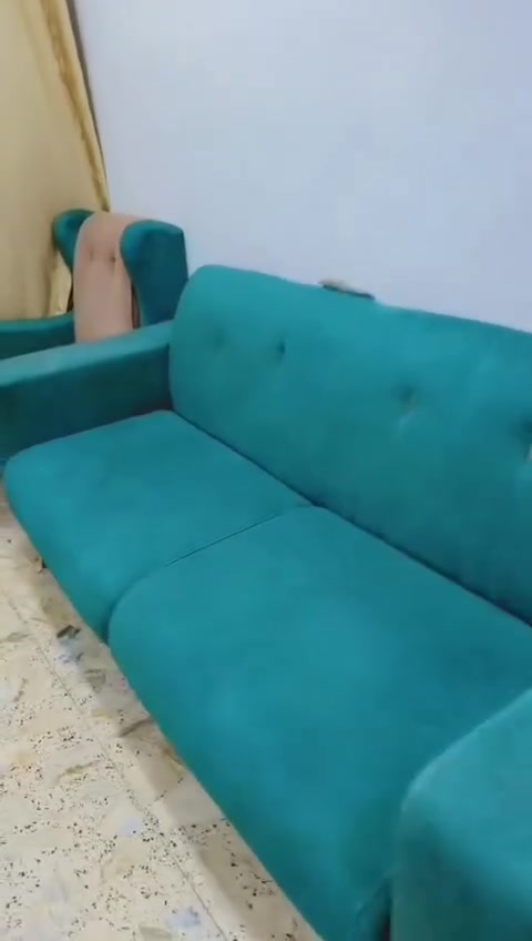 تخم مستخدم قليل سبب البيع مكان اصغير 
سعر 200
@إشارة
