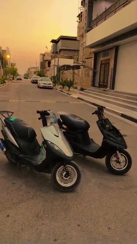 دراجه مبدل بي ولفات دراجه ناعمه شلعه معدل حلوات دراجه تشتغل سلف هندر كهربائي كله شغاله بس وايرات يرادله ترتيب دراجه مرتبه نقصه كفر امامي نقصه جوزه سويج دراجه كفراته كامله بس مفر امامي دراجه ختم واحد وي محرك سعر 500 بيه مجال مكاني تنومه ***********

نص مكتوب في الصور:
- السوق المفتوح OpenSooq