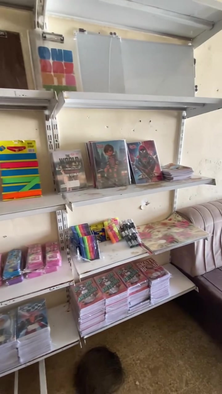 السلام عليكم
يتوفر لدى مكتب ايفون كل ما يحتاجه الطلاب من قرطاسية 
وبعروض خاصة 
 جملة 4دفاتر ورسوم وفوق ابو 100ورقة على 500دينار الدفتر 
3 دفاتر ابو 60ورقة الف دينار 
سيت الأقلام 12قلم الف دينار 

 ***********
***********
