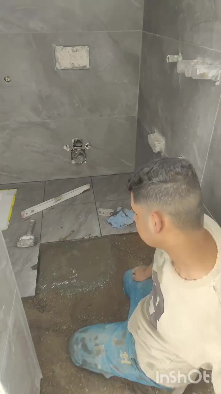 السلام عليكم  خلفه سيراميك كاشي مرمر بورسلين شغل درجه اولى صلايب وليزر بغداد فقط
***********
متفرغ حالياً
