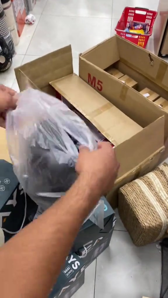 حصريًا لدى مجمع الدار! أفضل الأسعار وأقوى العروض بانتظاركم في فروعنا:  📍 الفرع الأول: بغداد، حي الجامعة، شارع الربيع، مقابل جامع حي الجامعة 📍 الفرع الثاني: بغداد، حي العدل، شارع الربيع، مقابل قطاع العدل الصحي 📍 الفرع الثالث: بغداد، العامرية، شارع العسل  🚚 خدمة التوصيل: لجميع محافظات العراق   📞 للاستفسار: ***********  تابعنا على إنستغرام للحصول على المزيد من العروض والمنتجات: ttps://instagram.com/al.darr?igs استكرام الخاص hid=1910uh https://instagram.com/al.darr ?igshid=19t0uh 
