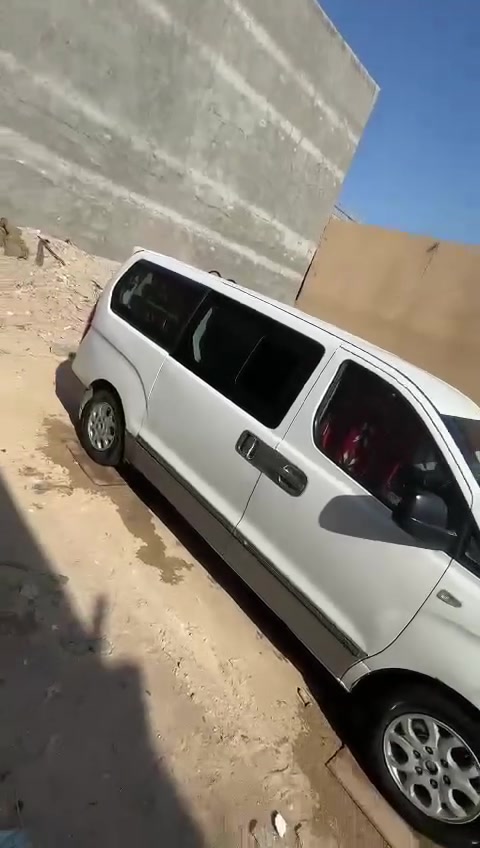 سلام عليكم ستاركس مديل 2015ومعلايه 2021السياره بيها خط شركه  بل رميله الشماليه تجي وشوف شوف عينك ول مو شاراي رجاً بدون ازعاج السعر 200وبيها مجال قليل الاتصال ***********
