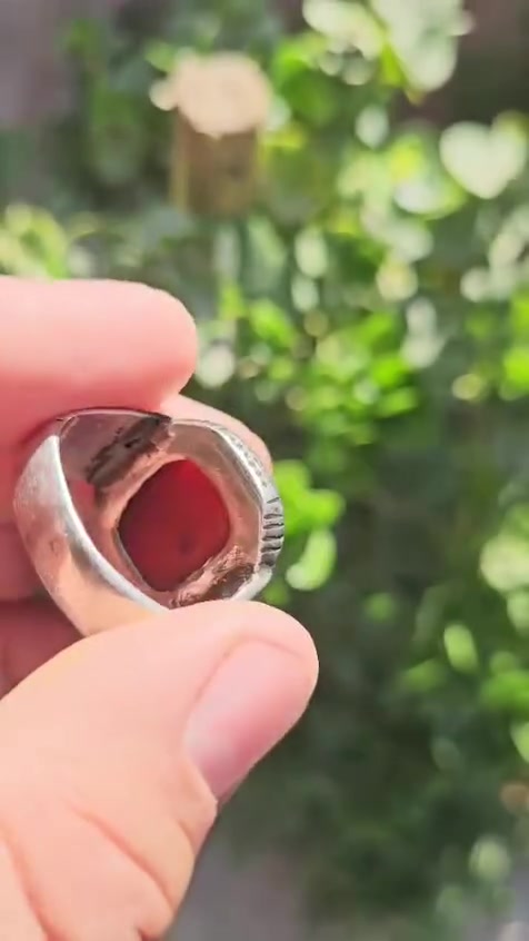 عقيق يماني شرط للبيع للاستفسار الاتصال ***********
