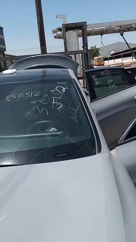موديل ٢٠٢٥ 
كيا كي فايف 

مكينه 2500 تنفس طبيعي 

داخل احمر 

كشن كهربائي 

تحديد مسار 

نقطه عمياء 

اشاره بالمريه

مانع اصطدام 

مثبت سرعه 

تحكم قياده 3 وضعيات سبورت ونورمل وسمارت 

تشغيل عن بعد 

دخول ذكي 
سعره ١١٧
بصمه 

جنطه كهربائيه 

تدفئه ستيرن 

تحذير خروج عن مسار  

رقمي *********** سياره بعمان
