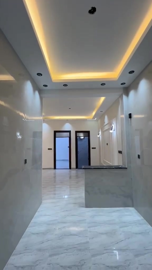 الدار للبيع المساحه 100 متر 
الواجها 6 وربع نزال 16 
الموقع الدورة البعيثه مجمع السلطان 
الدار يحتوي ع 3 غرف نوم 
صحيات عدد 2 
طابو زراعي سند 25 مشمول ب تطويب 
التواصل مع صاحب الدار مباشر 
***********
