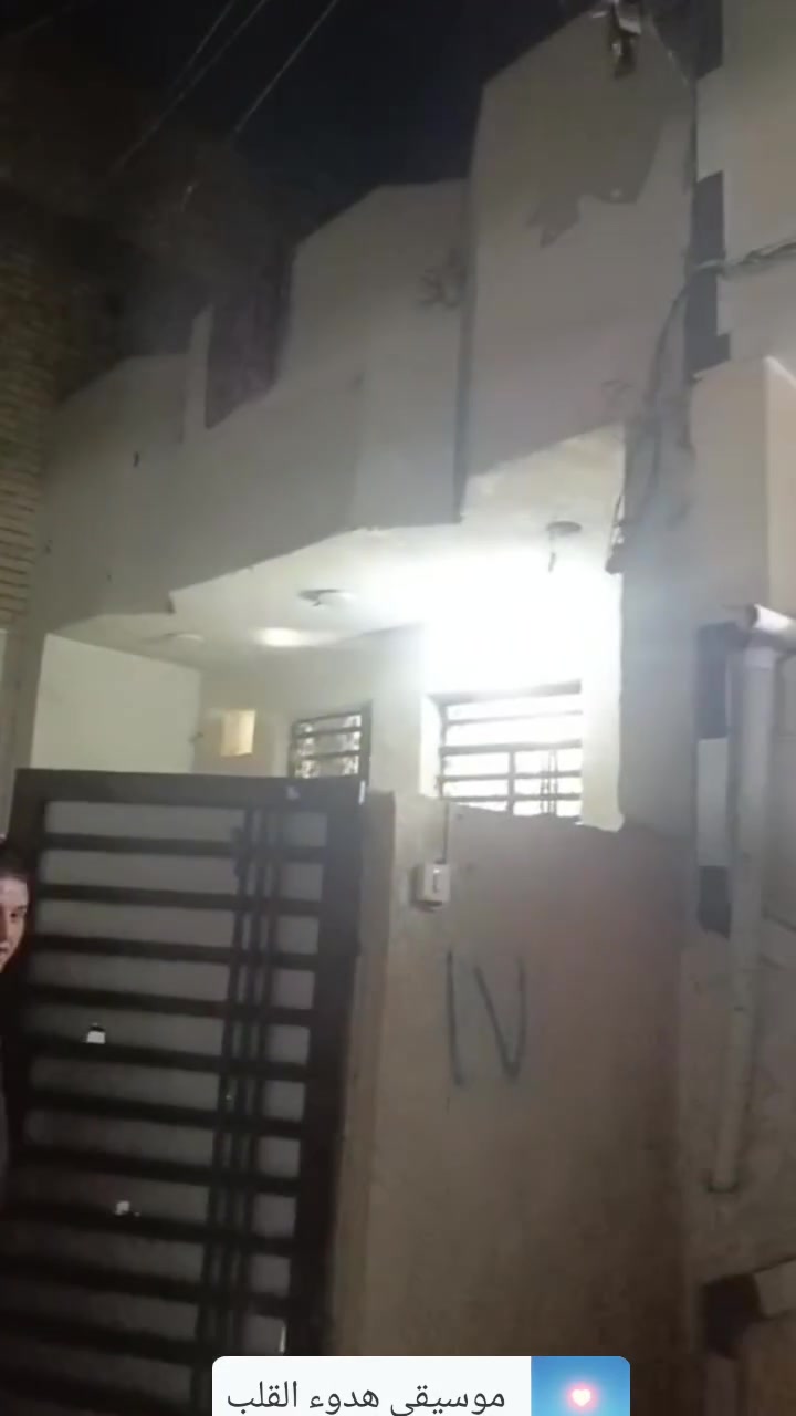 بيت بل شعله  للبيع  خلف مجمع الطوارئ ٩٠ متر كامل من كل النواحي طابق واحد طابو صرف زراعي سند 25 *********** اتواصل ويه صاحب الدار  وهاذه رقمه خاص ماكو والسعر مناسب جدن
