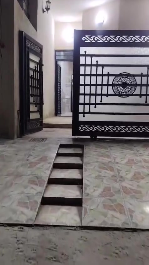 حي الكفاءات • ١٠٠م • ٣ غرف نوم