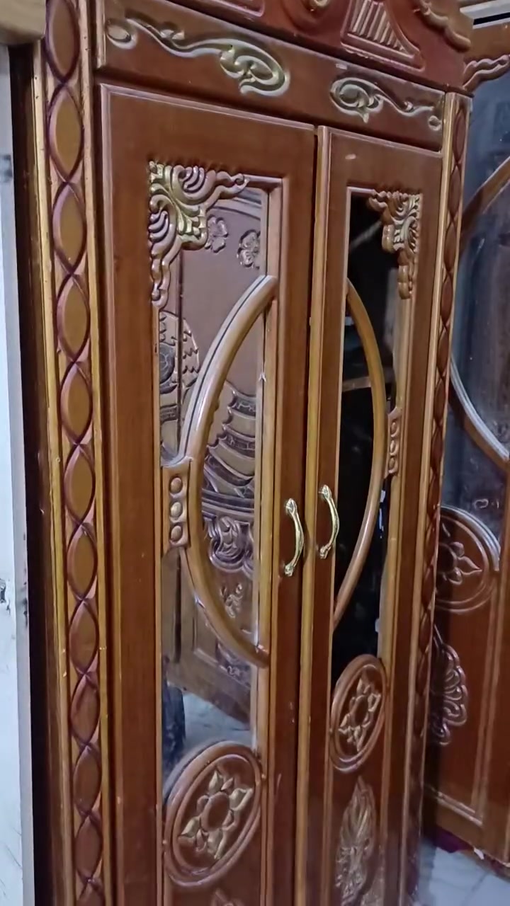 غرفه صاج عراقي سعره ٣٥٠ قفل
مكاني سوق الشيوخ
اتصال ***********
