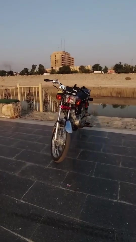 سلام عليكم دراجة نامه للبيع كفالة عامه أوراق كامله  رقمي ***********
