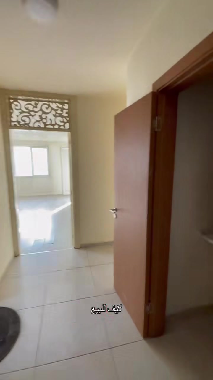 شقة مميزة للبيع في مجمع بلس لايف (Plus Life) 🏢✨
• الموقع: طريق كوية، بالقرب من المحكمة الجديدة 📍
• المساحة: 120 متر مربع (طابو سند جاهز) 📜
• الطابق: الطابق 12 🌆
تفاصيل الشقة:
• مخزن صغير 📦
• مطبخ متكامل 🍳
• صالة واسعة وشرحة 🛋️
• غرفتين نوم مريحتين 🛏️🛏️
• حمام وتواليت جهوزية كاملة 🚿
• بلكون بإطلالة مباشرة (واجهة الشقة مقابل مجمع المهندسين) 😍
السعر: 6 دفاتر ونصف (65,000$) "قابل للتفاوض" 💰
*********** whats app
/

شوقە بۆ فرۆشتن لە کۆمەڵگای پڵەس لایف 🏢✨
• مەوقیع: ڕێگای کۆیە، نزیک دادگای نوێ 📍
• مەساحە: ١٢٠ مەتر، تەواو تابۆ 📜
• تابیق: ١٢ 🌆
پێکهاتەی شوقەکە:
• مەغزەن (کۆگا) 📦
• مەتبەخ (مەتبەخی مۆدێرن) 🍳
• ساڵۆنێکی گەورە و دڵگیر 🛋️
• دوو ژووری خەوتن 🛏️🛏️
• حەمام و توالێتی کامل 🚿
• باڵەکۆنێکی خۆش کە واجیهەکەی ڕاستەوخۆ بەرامبەر کۆمەڵگای موهەندیسینە 😍
سەعر (نرخ): ٦ دەفتەر و نیو (مەجالی تێدایە) 💰
*********** whats app
 #erbil #PlusLife #foryoupagereels #fypppppppppppppppppppppppppppppppppppppppppppppppppppppppppppppppppppppp #للبيع #basra #slimanihandmade #slemanihights #foryoupagereels
