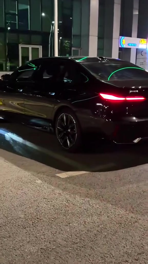 السلام عليكم.
من رخصه صاحب البيج
شباب BMW 740i 2025 شركه العروش بعدها داخل الضمان عليها ppf داخل وخارج ممشى
+ السياره طلب خاص اندقيجول جلد 20,000km
باب كهرباء + التفاف 4 عجلات + شاشه وسطيه بجودة 8k + سماعات مضيئه + مساج امامي خلفي + كشنات خلفي vip السياره بحاله فوق الجيدة
للاستفسار *********** إنستقرام _sjovx
