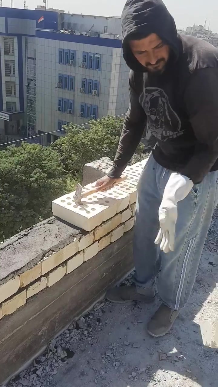 🧱🏘🇮🇶🗺🪬
خلفة بناء 

بغداد حي الرئاسة 

ابو علي الدراجي

 اخوتي الأعزاء اخوكم خلفة بناء درجة أولى مستعدون لكافة أعمال البناء حسب المواصفات الهندسية وكافة الخرائط يكون عملنا كالآتي 

١.بناء الدبل ارضي ٤٠٠ آلف 

٢.بناء الدبل قاط اول٤٥٠ آلف

٣.بناء بيتونة وستارة ٤٥٠ آلف

نص مكتوب في الصور:
- عماره خلفات البناء كباله مستعدون لكافة فة اعمال البناء وحسب المواصفات طابوك 1 بناء كباله 2 بناء بلوك احمر 3 بناء ثرمستون 4 بناء طابوكه احمر اني وعمالي وأخذ عله الدبل ٤٠٠ للارضي اخذ عله الطابق الثاني عله الدبل ٤٥٠) ابو حسين القريشي *********** *********** *********** للاتصال واتساب