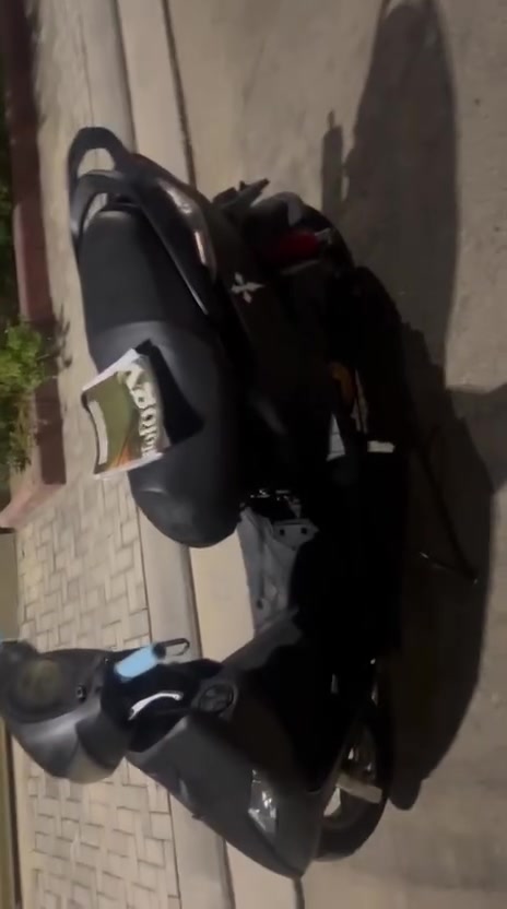 السلام عليكم دراجه ثعلب GTR الدراجه جديده و صارف عليه فوك سعره الدراجه عليه يدات بريك اصلي صدر RPM تخم كلجات رياضي مال تفصيخ مكينه مزوده MTRT بوشه 59 صالنصه رياضي وياله GTR سلف رياضي لايت زينون زوج تايرات جلاتين جدد الدراجه كل الغراض الي عليهن اصليات مال تفصيخ و المكينه بلاد مزود سعره 875 الف رقم التلفون ***********
