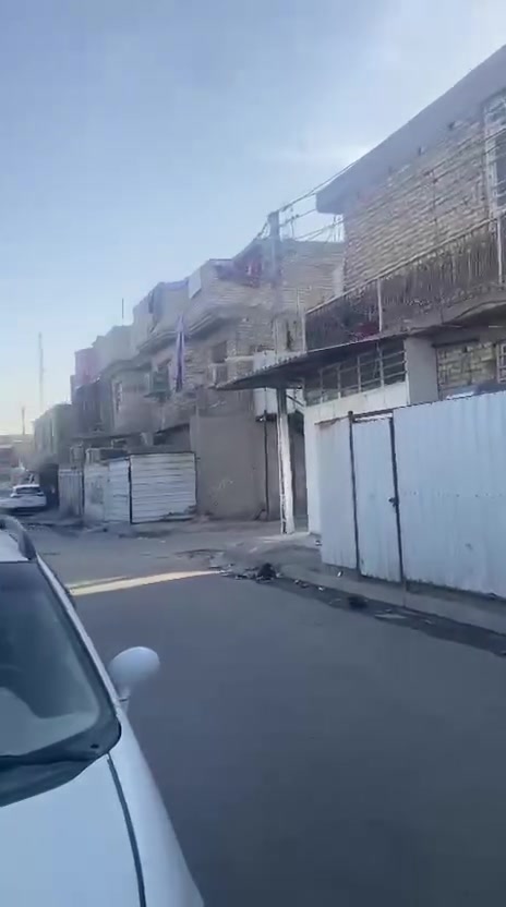 السلام عليكم الدار للبيع الموقع ام نجم شارع الامين البيت مقابيل مدرسة  مالك الاشتر ماكو كدامه بيوت
المساحه 75 م الوجهة 7.5 النزال 10
للاستفسار الاتصال:
***********
تفاصيل البيت استقبال مطبخ هول خدمات غربي شرقي خارجي داخلي 
طابق الثاني غرفتين خدمات
