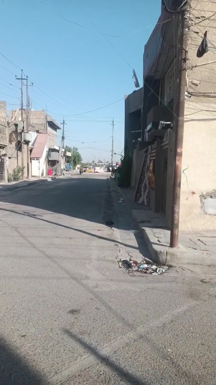 به نستعين وعليه نتوكل يا الله
⭕ بيت طابو الكفاءات خلف أفران الرسول 150 متر نزال 20 واجهة 7 ونص طابق ونصف بناء قديم صالح للسكن أربع غرف نوم مع مناور 2 + استقبال+مطابخ 2 + صاله والي يحب يستفسر يتصل على الرقم أو الوات ساب 
‏‪***********‬‏ بسعر مناسب ومن الله التوفيق
