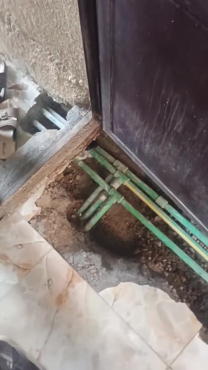 🔧 الإبداع للسنوار 🔧
خبرة • دقة • جودة في تنفيذ جميع أعمال السباكة.
✅ تمديد خطوط الماء الحار والبارد
✅ نصب وصيانة المجاميع الصحية
✅ تصليح التسربات والانسدادات
✅ تنفيذ أعمال السباكة للمنازل والمحلات بأفضل الأسعار.
📞 للحجز والاستفسار راسل الصفحة أو اتصل بنا.على الارقام التاليه ***********
*********** 
الإبداع للسنوار... الجودة تبدأ من هنا. 💧🏠

