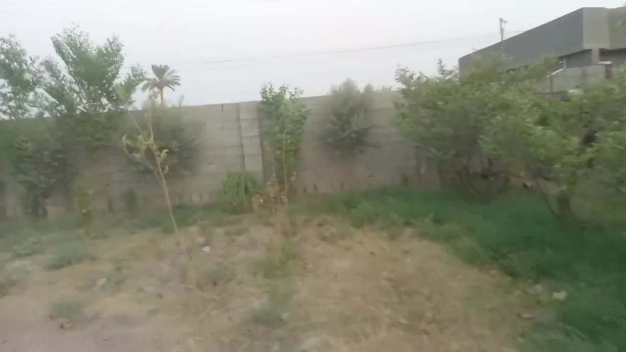 سلام عليكم للبيع نص دونم مع بيت بناء حديث وكامل طابو زراعي ٢٥ خدمات كامله ماء وكهرباء ومولد ذهبي ويوجد برج انتريت على البيت بغداد ابو غريب تبعد عن سريع 5دقايق شيحه خلف بنزين خانه جوهرة عدنان *********** وتساب #للجميع
مراوس بيت حصوه هم يرهم اوقطعه
اريد على ساحه او سايدين او خدمي
***********

