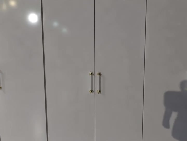 سڵاو هاوڕێیان
دەتەوێت ماڵەکەت نوێ بکەیتەوە؟
وەرە بۆ *پێشانگای ڕەوێن*
 ئێمە کەلوپەلی ناو ماڵت لێ دەکڕین و پێ دەفرۆشین
پاک و جوان و بە نرخێکی گونجاو
پێشانگای ڕەوێن* 
 شوێنی متمانە بۆ کڕین و فرۆشتن
ژمارە موبایل 
***********
***********
چم چماڵ ئەنفالەکان یەکەم فەرع دەچێ بۆ مرکەزو ئاسایشەکە
